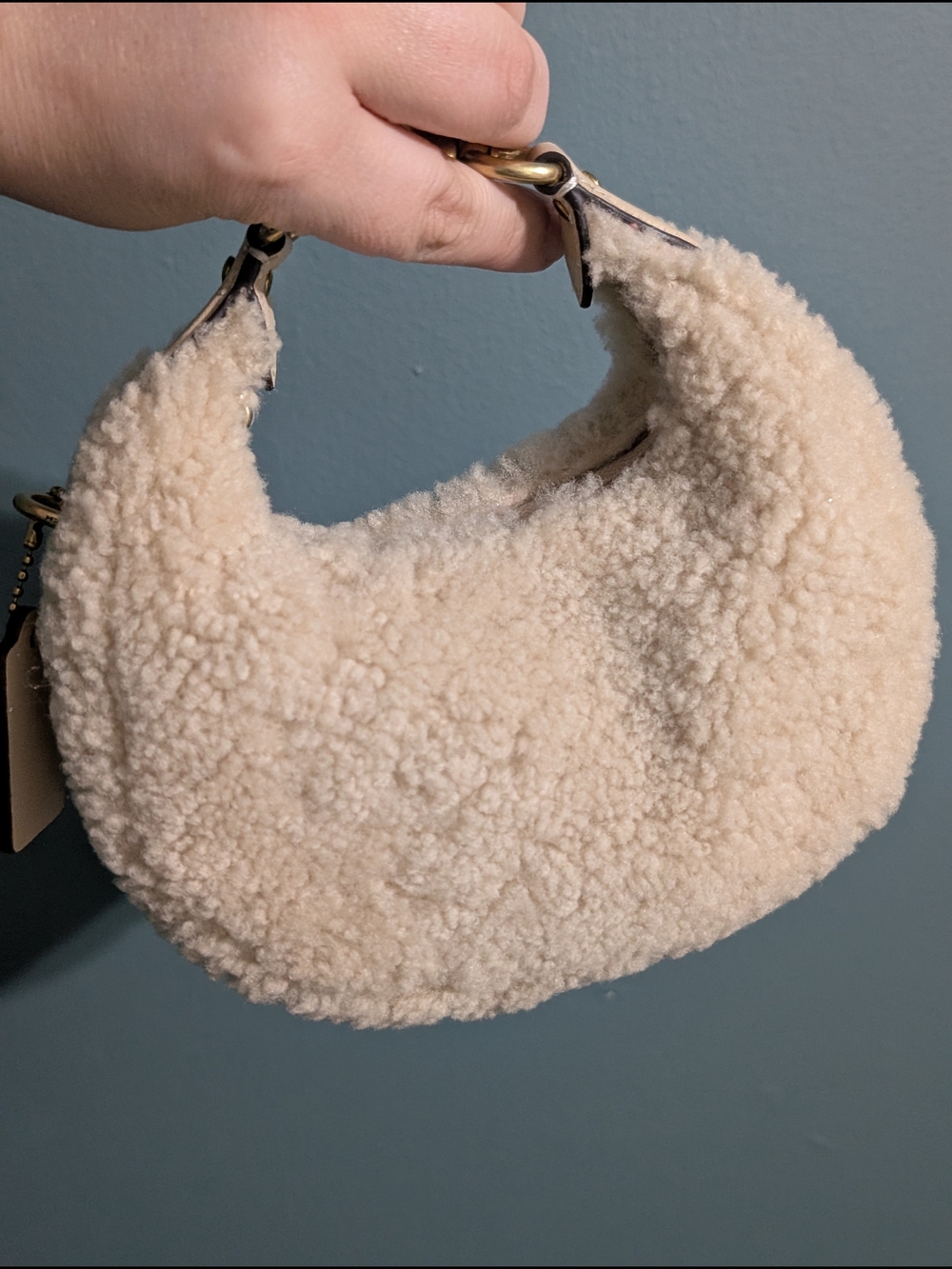 Coach Cozy Shearling Crescent Shoulder Bag in Cream - Picture 3 of 8